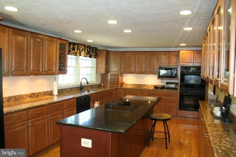 Unit for sale at 12500 CLIFF EDGE DRIVE, HERNDON, VA 20170