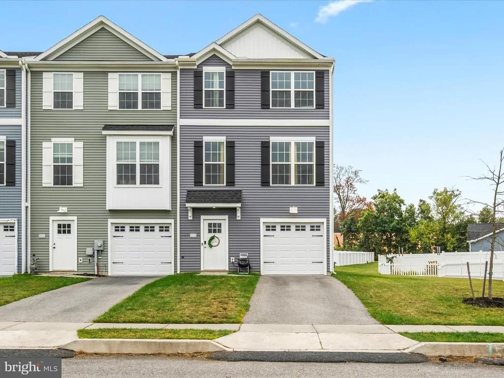 Unit for sale at 208 OVERLOOK DRIVE, HANOVER, PA 17331