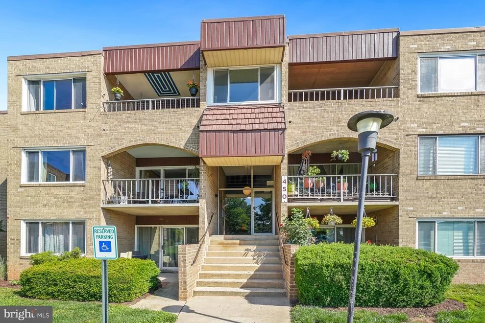Unit for sale at 450 GIRARD STREET, GAITHERSBURG, MD 20877