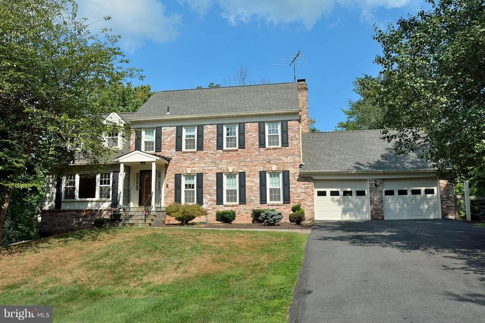 Unit for sale at 12143 HOLLY KNOLL CIRCLE, GREAT FALLS, VA 22066