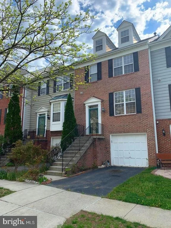Unit for sale at 25534 GOVER DRIVE, CHANTILLY, VA 20152