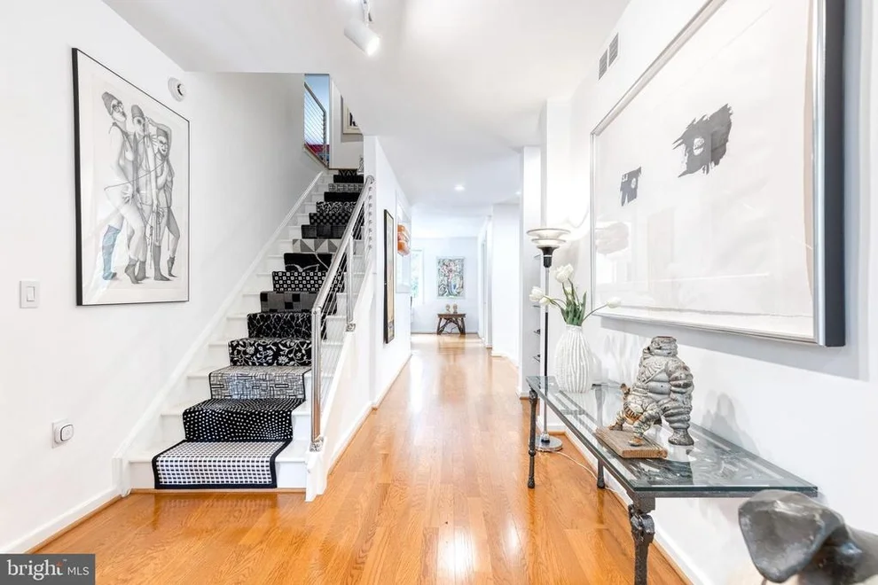 Unit for sale at 14 ROLAND MEWS, BALTIMORE, MD 21210