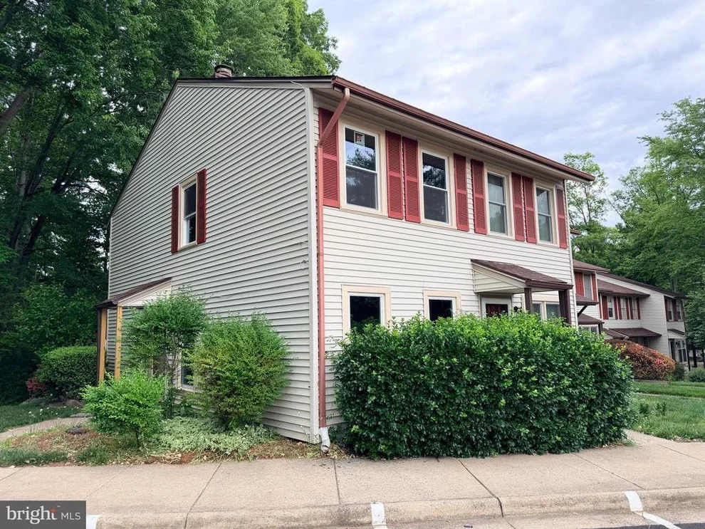 Unit for sale at 2823 CHABLIS CIRCLE, WOODBRIDGE, VA 22192