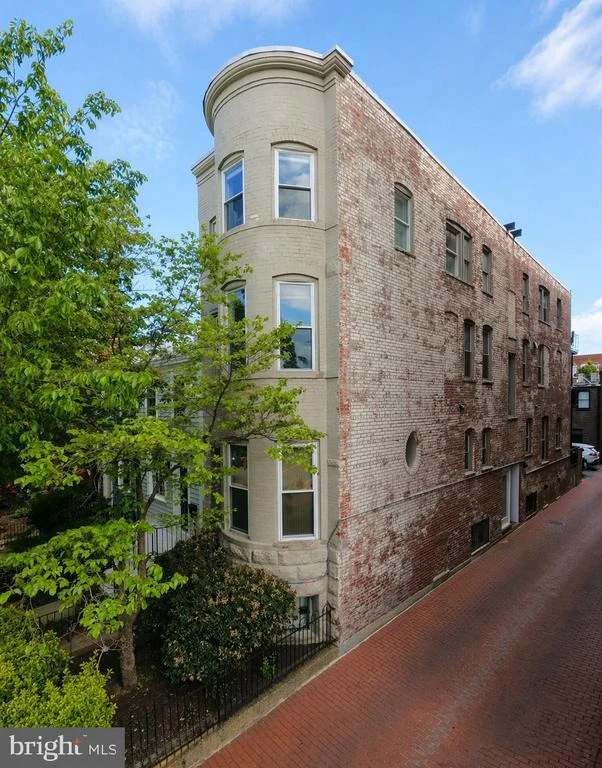 Unit for sale at 631 CONSTITUTION AVENUE NE, WASHINGTON, DC 20002