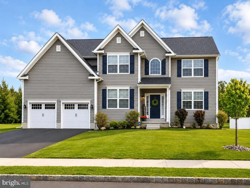 Unit for sale at 121 MARKLEY FARM CIRCLE, WEST NORRITON, PA 19403