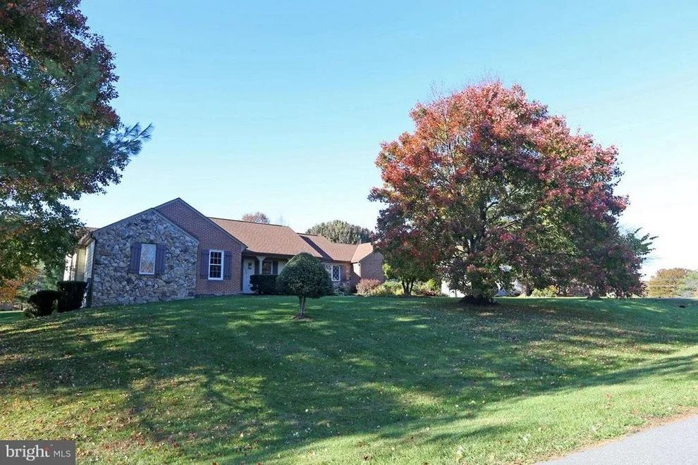 Unit for sale at 16115 DEER LAKE ROAD, DERWOOD, MD 20855