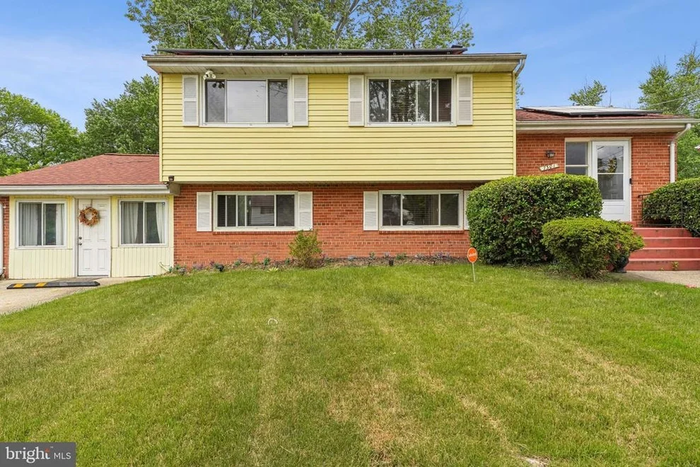 Unit for sale at 7301 SHEFFIELD DRIVE, TEMPLE HILLS, MD 20748