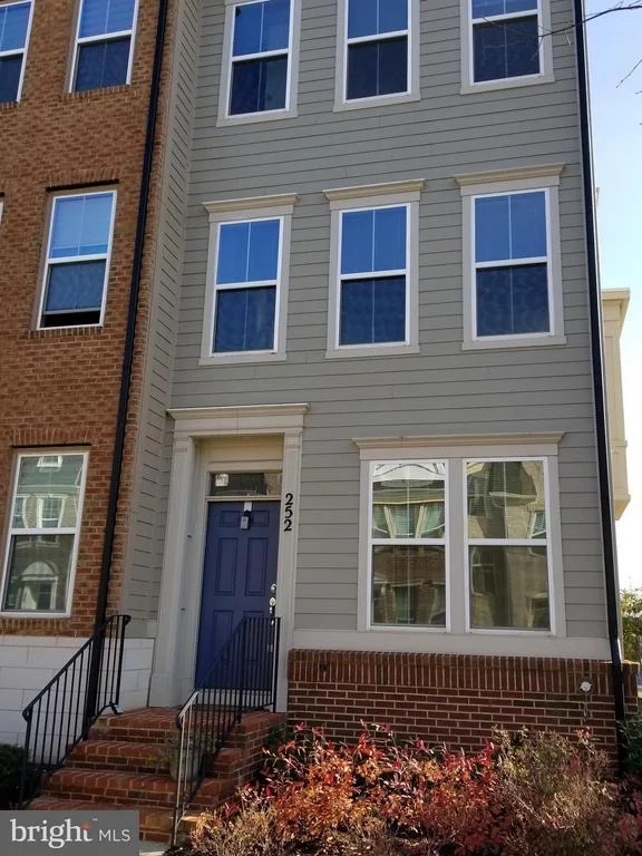 Unit for sale at 252 HEMINGWAY DRIVE, GAITHERSBURG, MD 20878