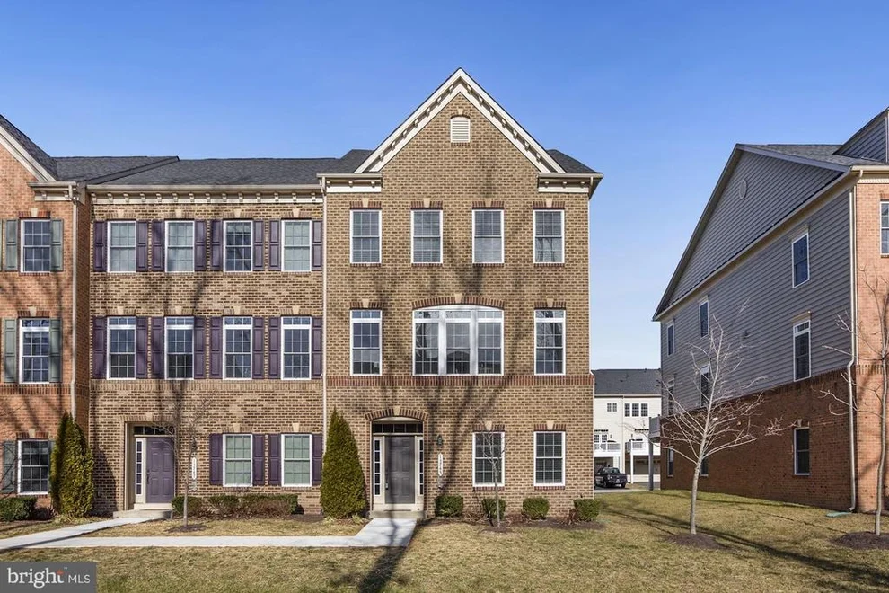 Unit for sale at 13745 SENEA DRIVE, GAINESVILLE, VA 20155