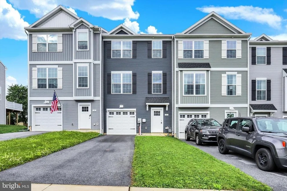 Unit for sale at 36 COOP LANE, HANOVER, PA 17331