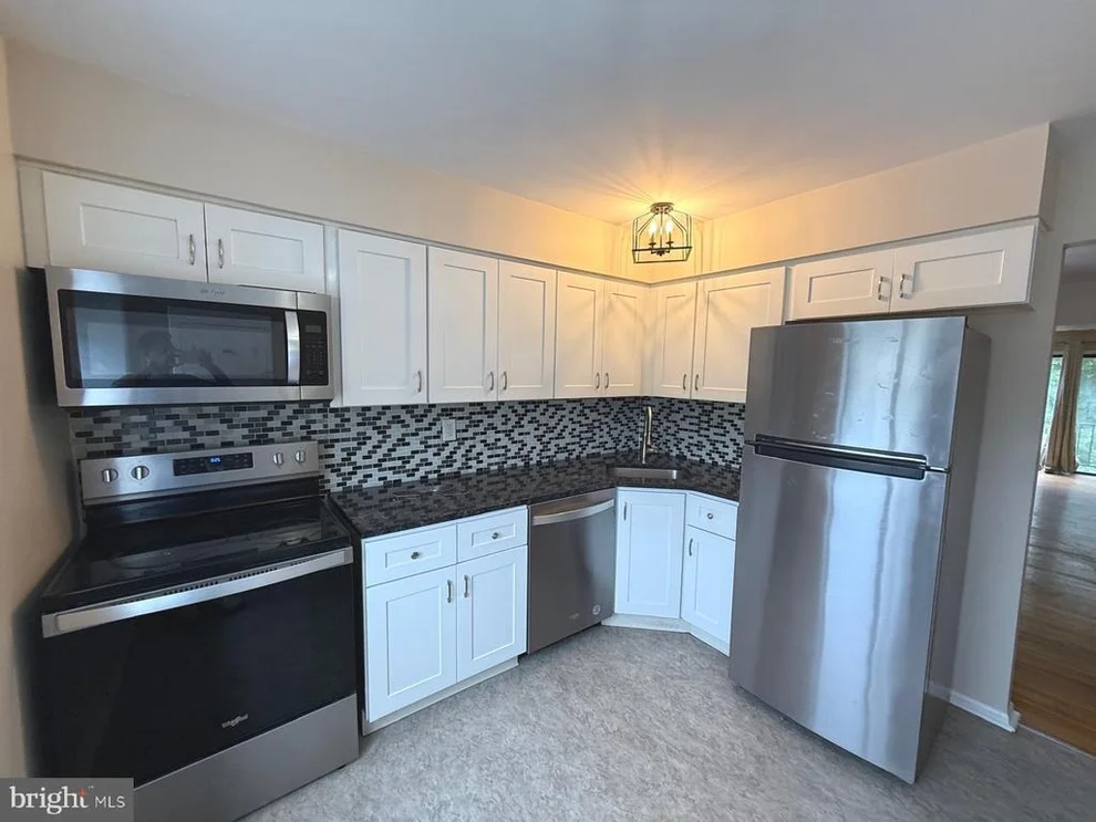 Unit for sale at 909 SILVER COURT, HAMILTON, NJ 08690