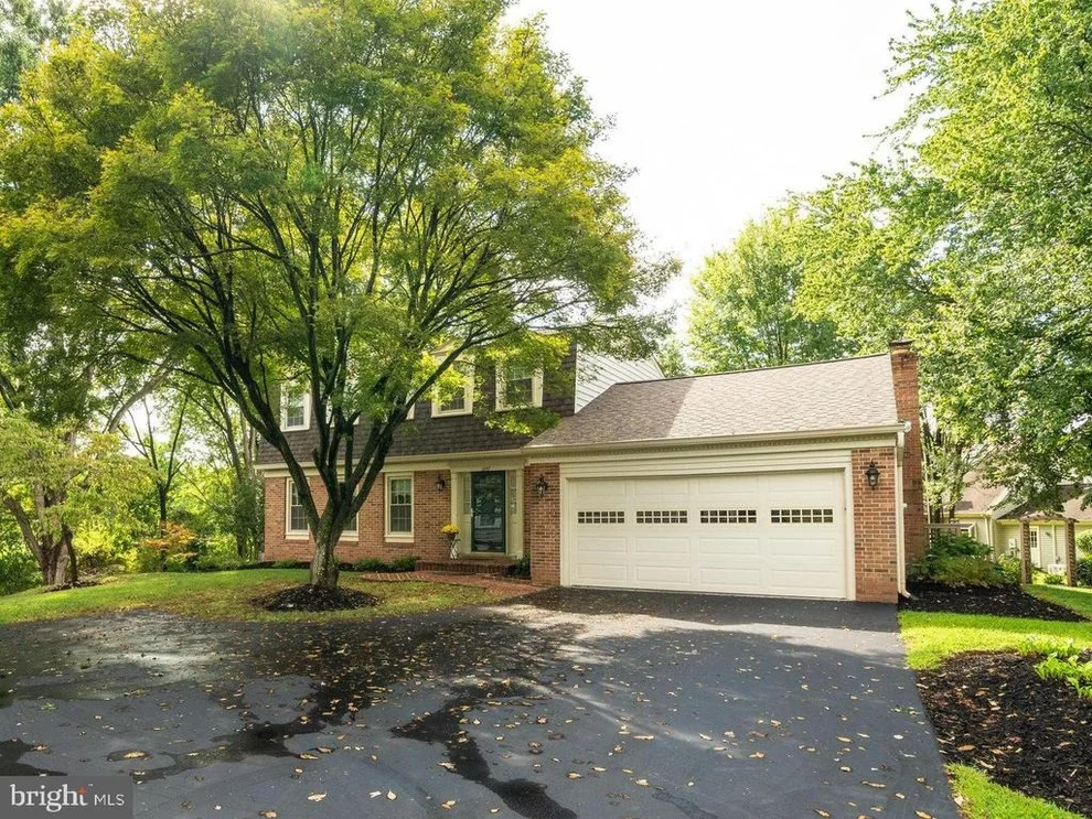 Unit for sale at 3257 WHITE BARN COURT, HERNDON, VA 20171
