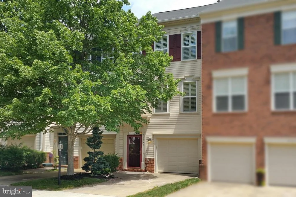Unit for sale at 43144 HUNTSMAN SQUARE, BROADLANDS, VA 20148