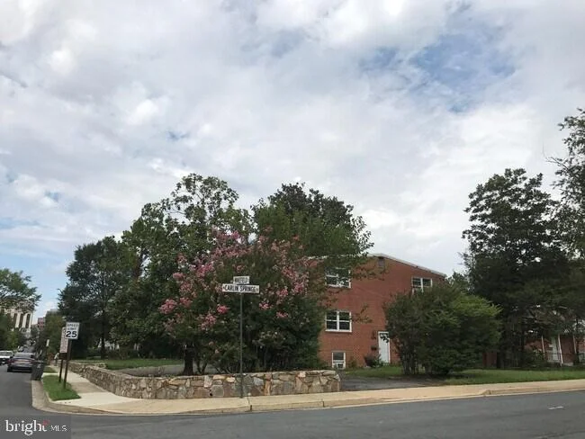 Unit for sale at 4521 N CARLIN SPRINGS ROAD, ARLINGTON, VA 22203