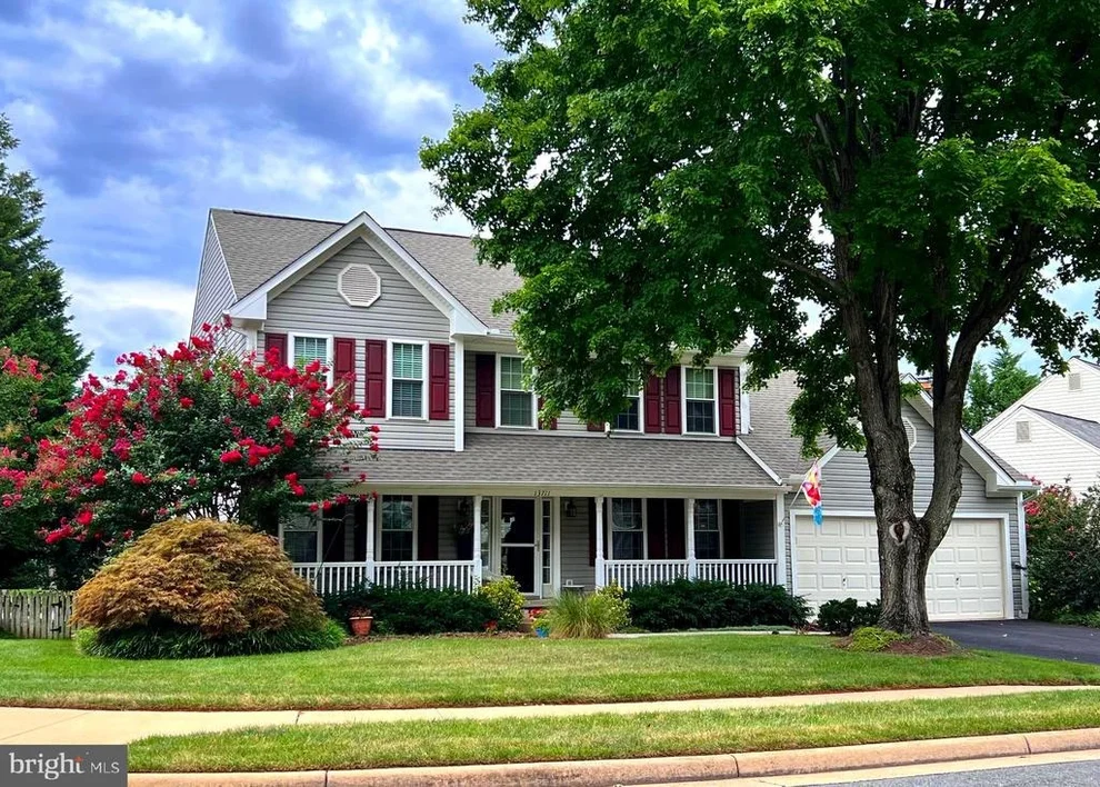Unit for sale at 13711 SHELBURNE STREET, CENTREVILLE, VA 20120
