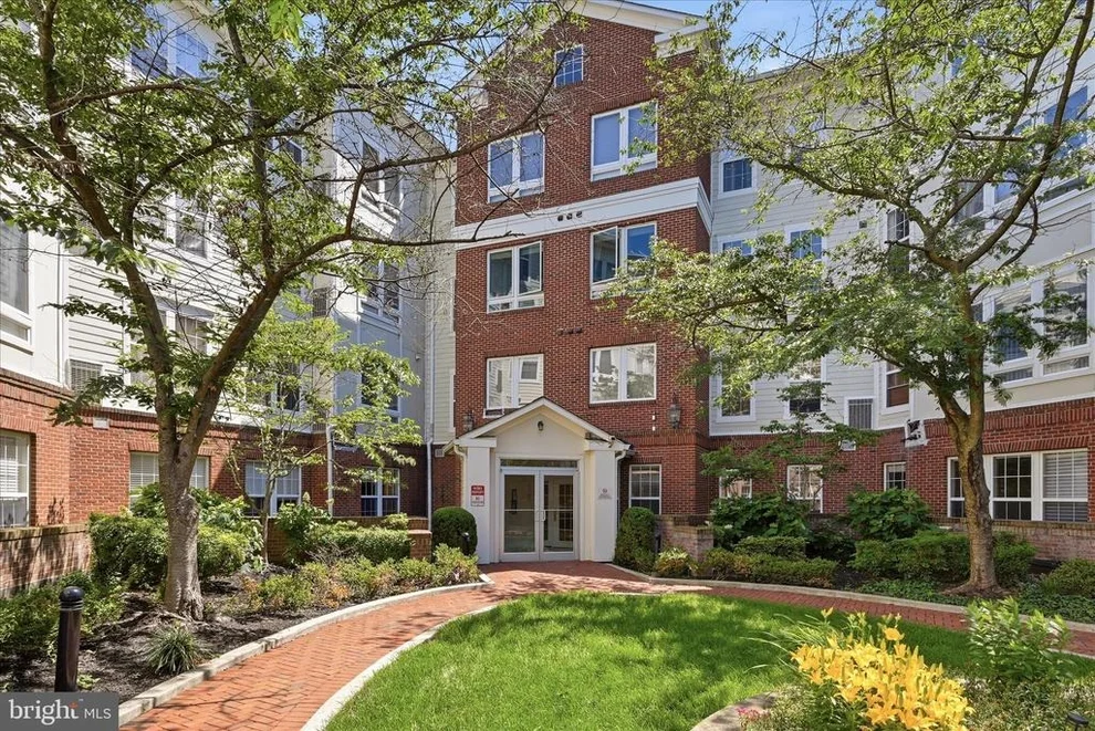 Unit for sale at 801 S GREENBRIER STREET, ARLINGTON, VA 22204