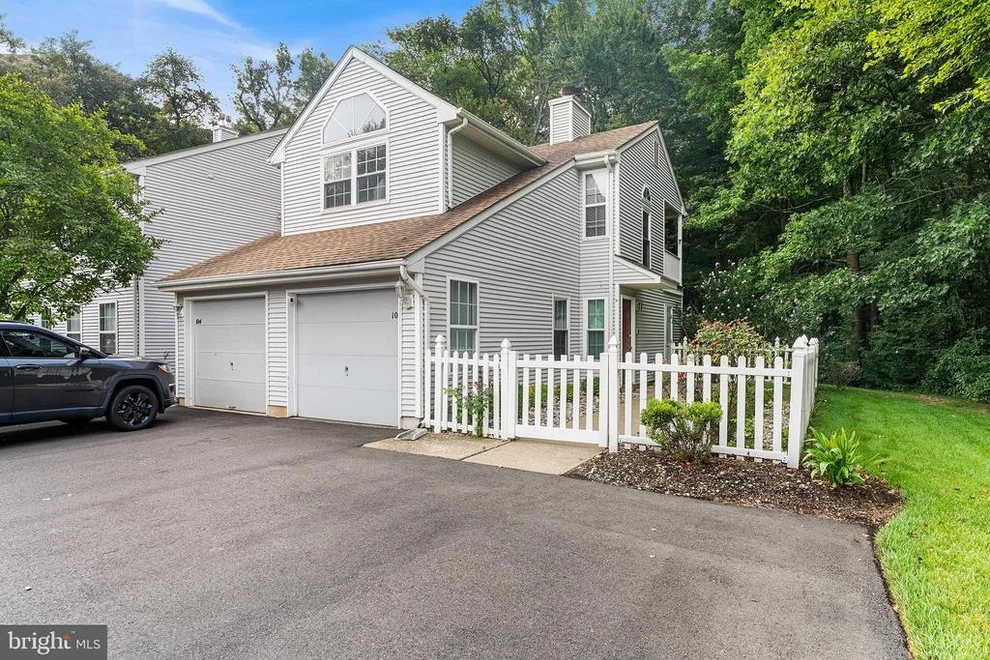 Unit for sale at 106 BIRCH HOLLOW DRIVE, BORDENTOWN, NJ 08505