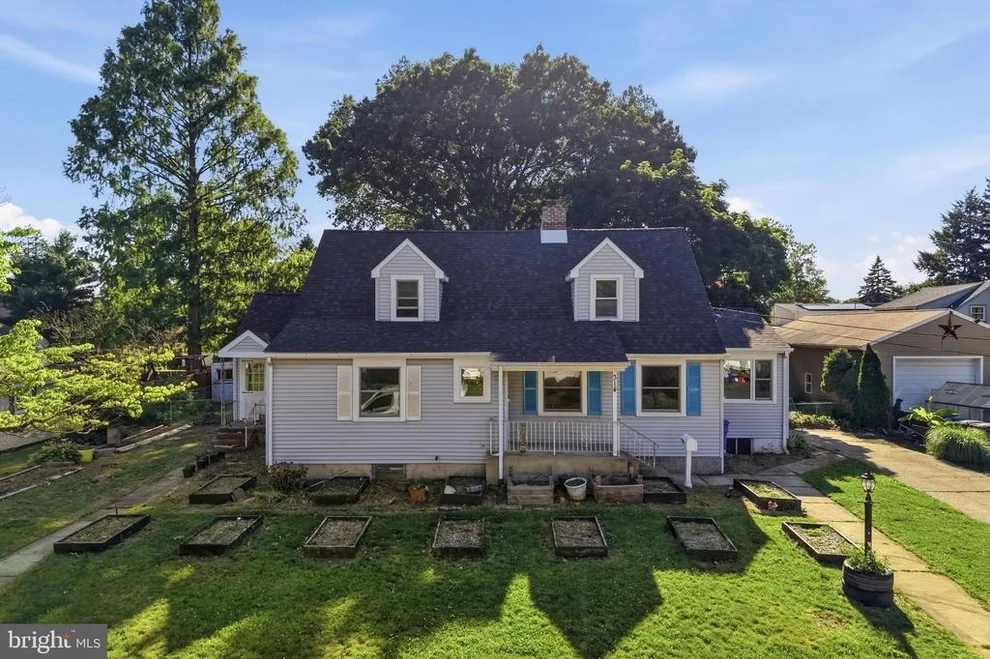 Unit for sale at 314 S LIPPINCOTT AVENUE, MAPLE SHADE, NJ 08052