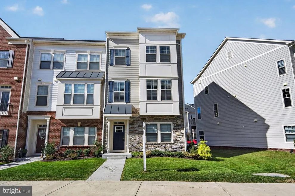 Unit for sale at 830 SAWBACK SQUARE NE, LEESBURG, VA 20176