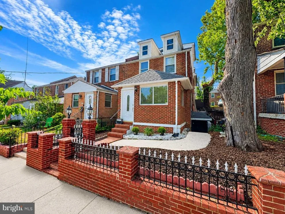 Unit for sale at 719 FARRAGUT PLACE NE, WASHINGTON, DC 20017