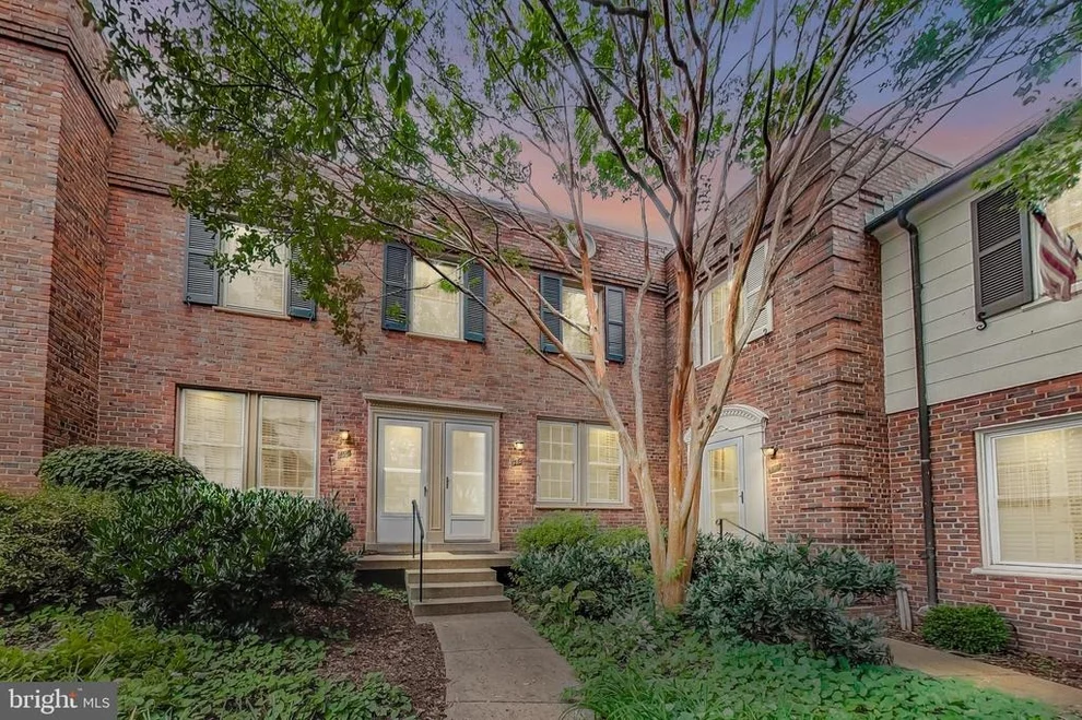 Unit for sale at 1401 S EDGEWOOD STREET, ARLINGTON, VA 22204