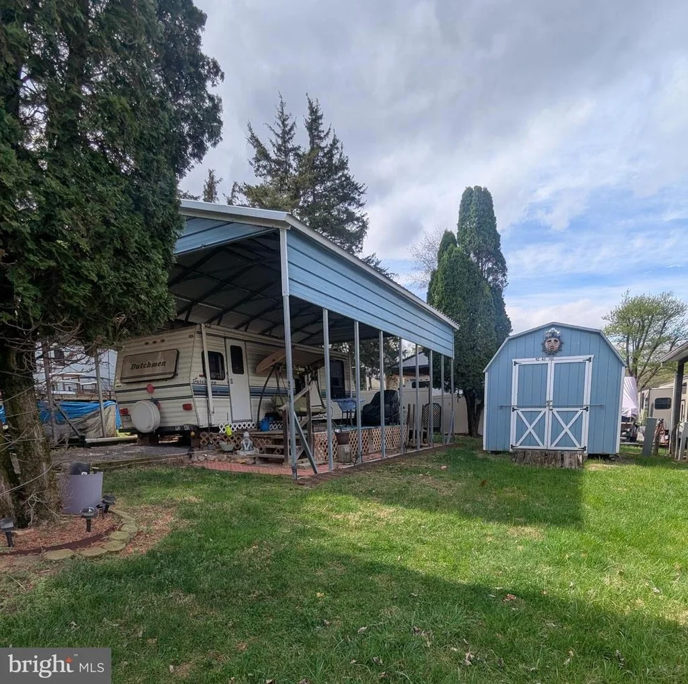 Unit for sale at Block 92 Lot 40 NEVERGLADES AVENUE, FALLING WATERS, WV 25419
