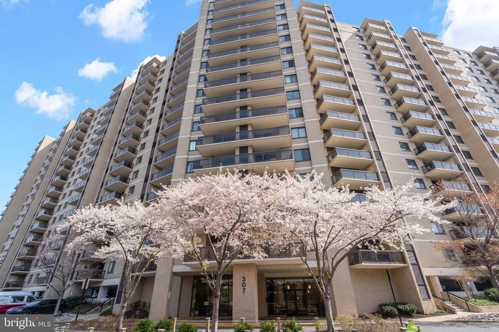 Unit for sale at 307 YOAKUM PARKWAY, ALEXANDRIA, VA 22304