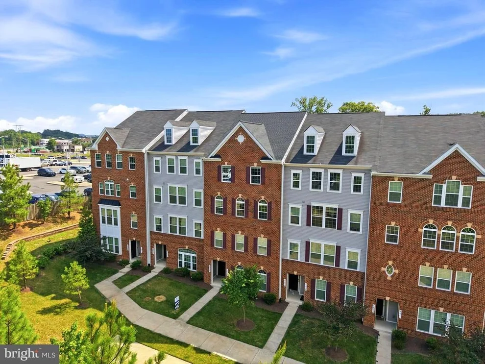 Unit for sale at 3634 BRIARWOOD DRIVE, DUMFRIES, VA 22026