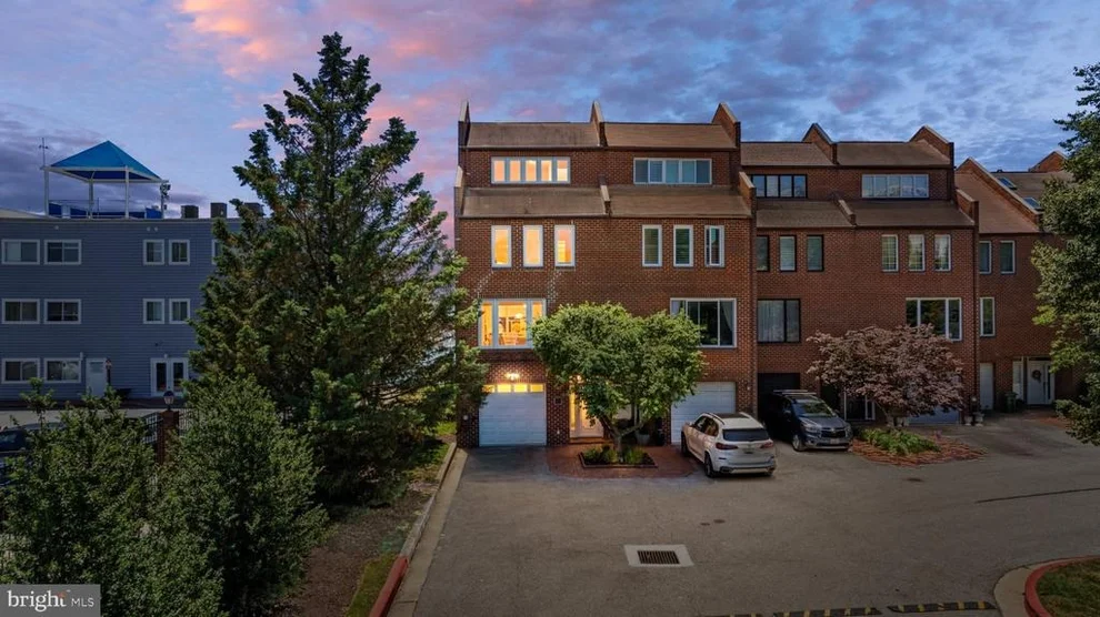 Unit for sale at 2439 BOSTON STREET, BALTIMORE, MD 21224