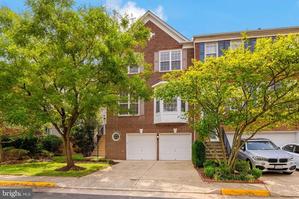 Unit for sale at 9331 BRANCH SIDE LANE, FAIRFAX, VA 22031