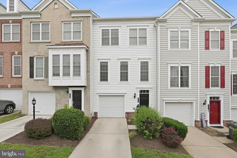 Unit for sale at 2205 GREYWING STREET, WOODBRIDGE, VA 22191