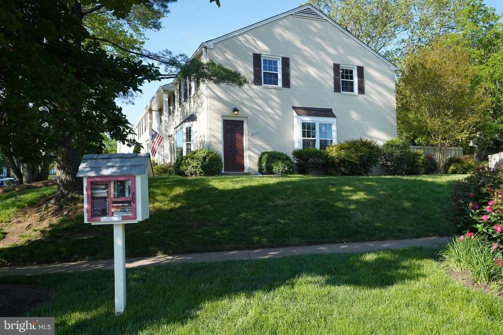 Unit for sale at 2218 N DEARING STREET, ALEXANDRIA, VA 22302