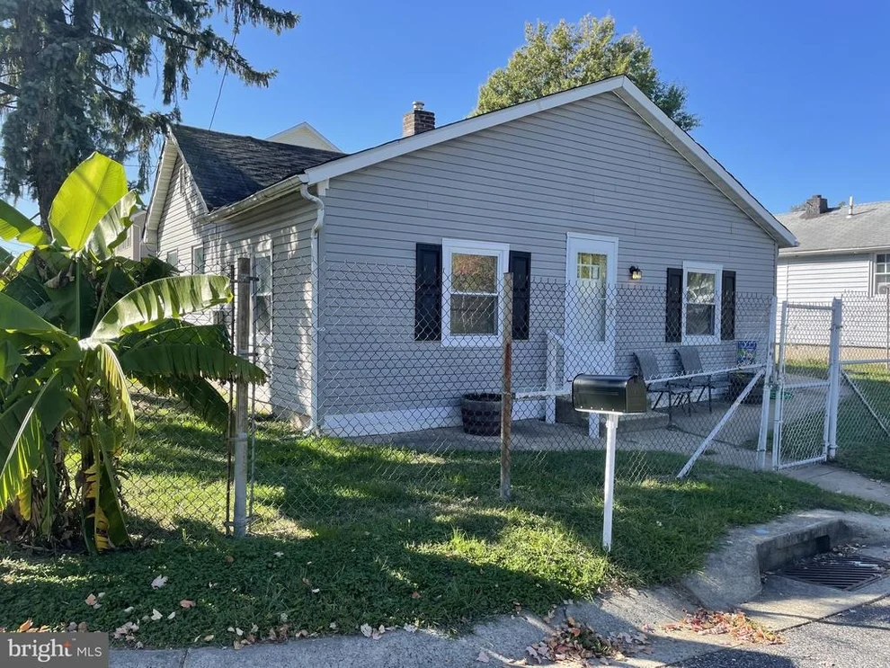 Unit for sale at 918 E HAZELDELL AVENUE, NEW CASTLE, DE 19720