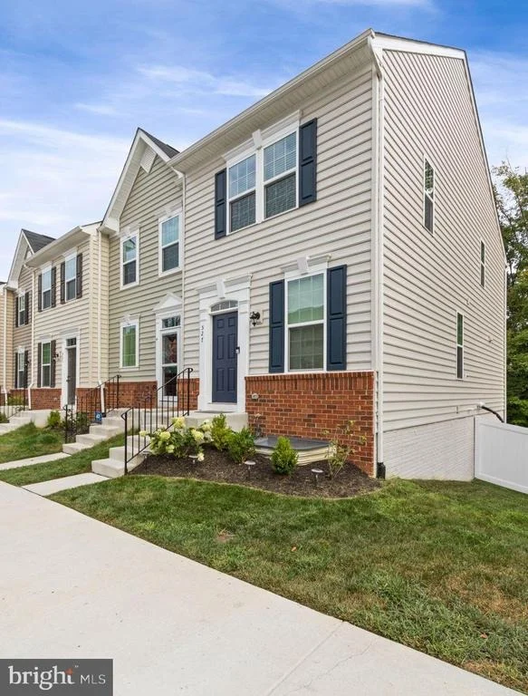 Unit for sale at 527 VIEW POINT WAY, FREDERICKSBURG, VA 22405