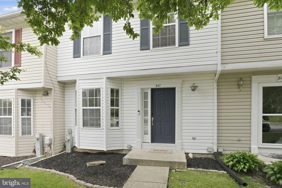 Unit for sale at 847 MEDINAH CIRCLE, WESTMINSTER, MD 21158