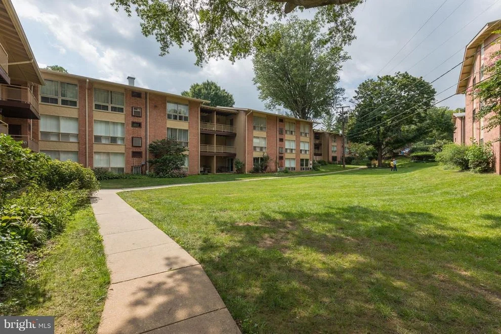 Unit for sale at 7344 LEE HIGHWAY, FALLS CHURCH, VA 22046