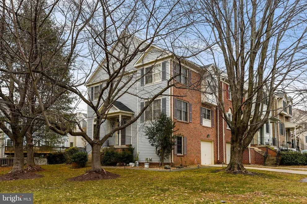 Unit for sale at 20400 DAVENCROFT COURT, MONTGOMERY VILLAGE, MD 20886