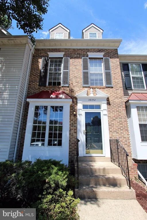 Unit for sale at 16152 TACONIC CIRCLE, DUMFRIES, VA 22025