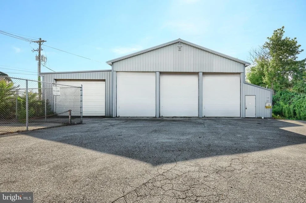 Unit for sale at 410 BROADWAY, HANOVER, PA 17331