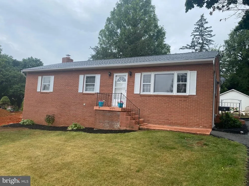 Unit for sale at 410 S SEMINARY STREET, CHARLES TOWN, WV 25414