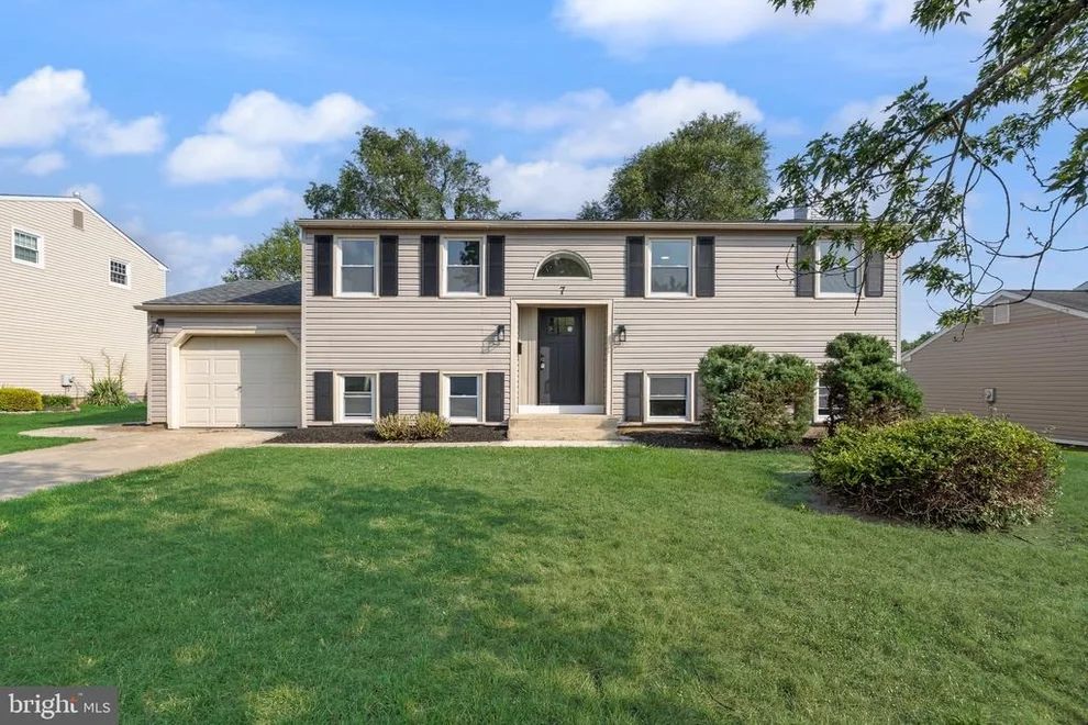 Unit for sale at 7 STONE RIVER ROAD, CLEMENTON, NJ 08021