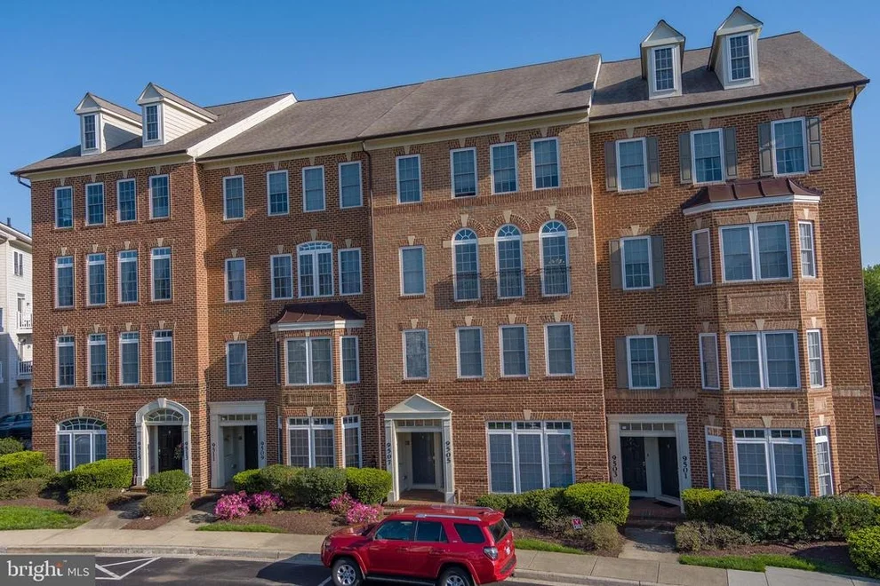 Unit for sale at 9509 KNIGHTS WALK LANE, FREDERICK, MD 21704