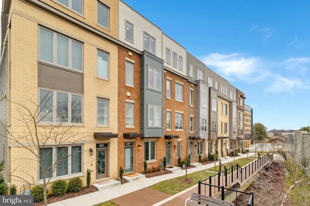 Unit for sale at 878 THOMPSON CRESCENT, NORTH BETHESDA, MD 20852