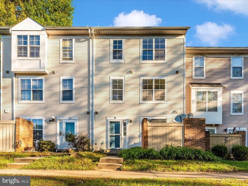 Unit for sale at 9 HARBOR TREE COURT, MONTGOMERY VILLAGE, MD 20886