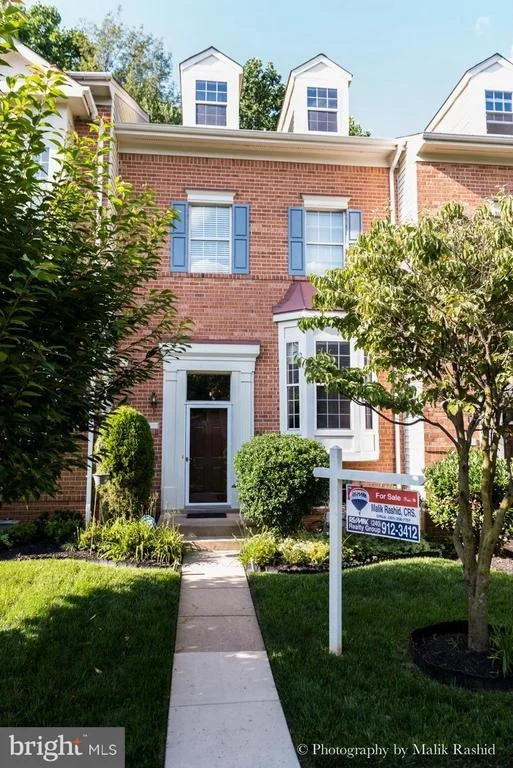 Unit for sale at 8 SILVER MOON DRIVE, SILVER SPRING, MD 20904