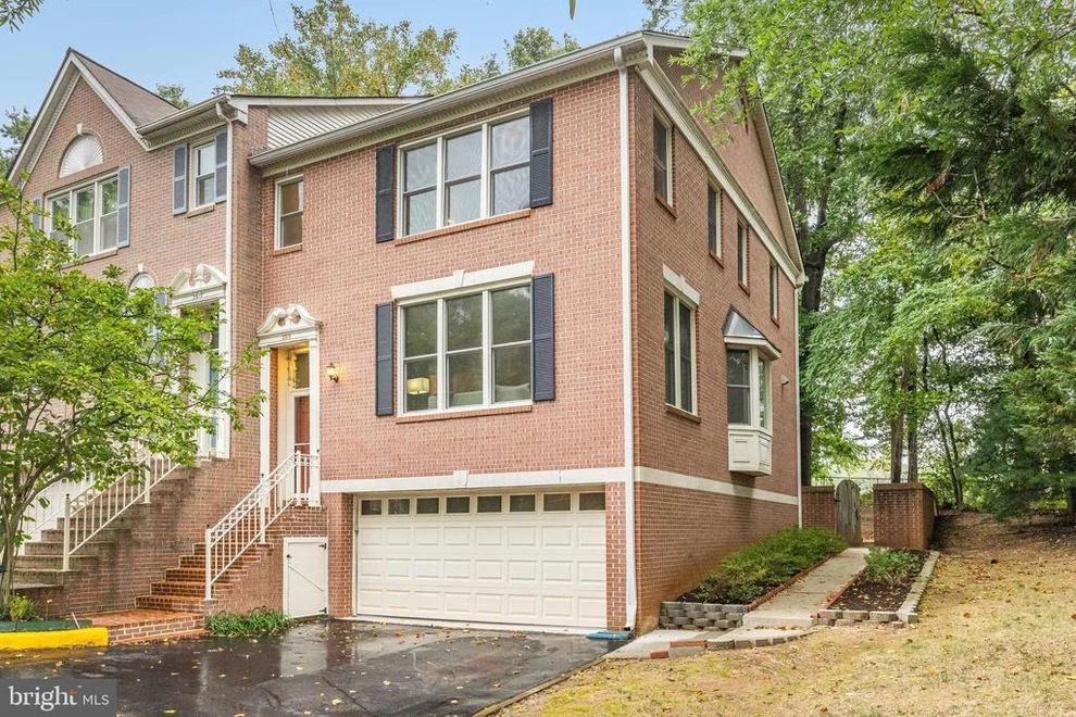 Unit for sale at 2919 OAKTON CREST PLACE, VIENNA, VA 22181