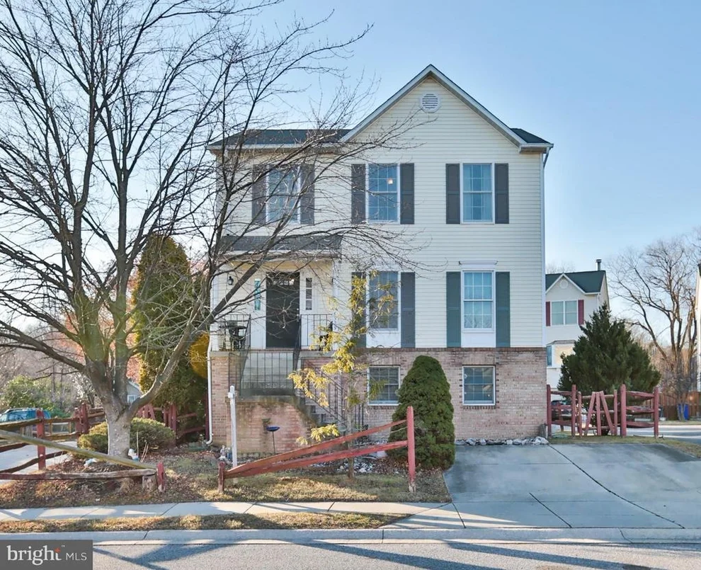Unit for sale at 6529 HUNTSHIRE DRIVE, ELKRIDGE, MD 21075