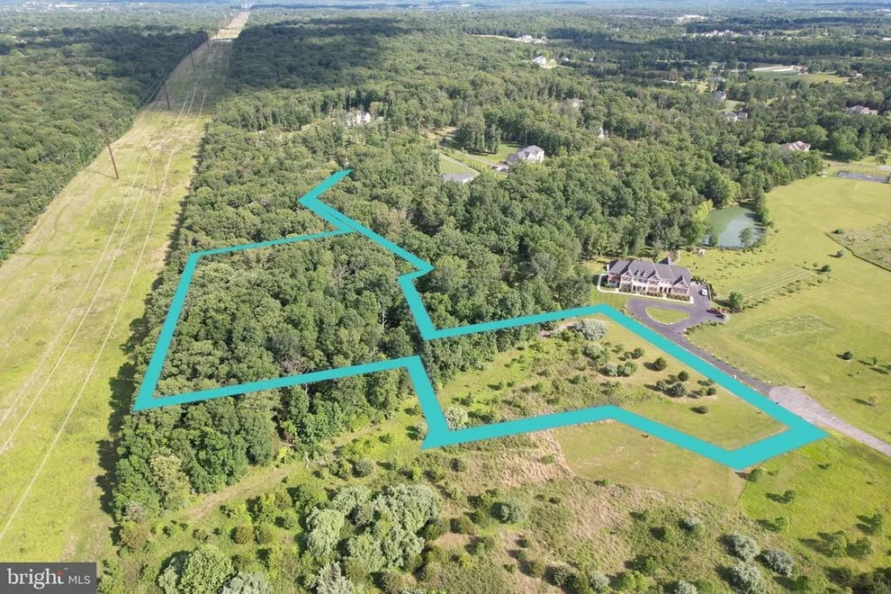 Unit for sale at 6500 BULL RUN WOODS TRAIL, CENTREVILLE, VA 20120