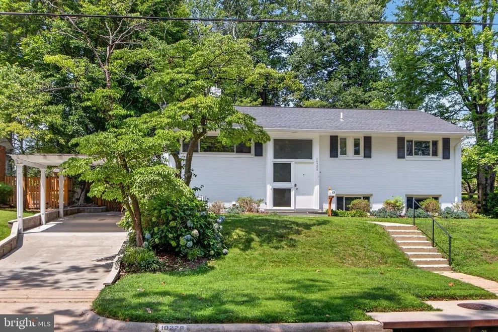 Unit for sale at 10228 HATHERLEIGH DRIVE, BETHESDA, MD 20814