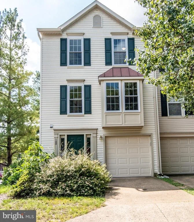 Unit for sale at 100 INGLE PLACE, ALEXANDRIA, VA 22304